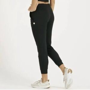 VUORI PERFORMANCE WOMEN JOGGER BLACK LARGE